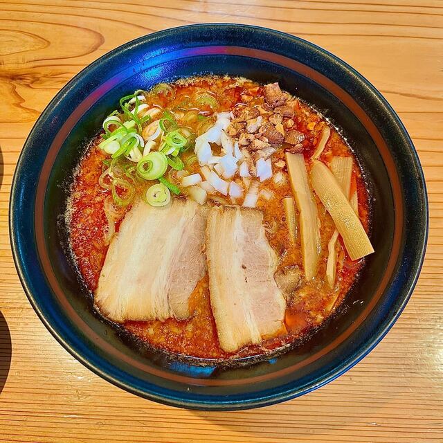 星街家の辛口トマトカレー ×10箱／さくら家の濃厚シチュー ×10箱 星街家の辛口トマトカレー10点 さくら家の濃厚シチュー 10点br