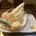 味噌煮込みうどん よし喜 - 