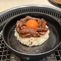 横浜 うしみつ - ガーリックライス