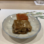 うを徳 - フルーツトマト、ゴールドラッシュ、イタリアンパセリの寒天寄せ　黒ムツの煮こごり