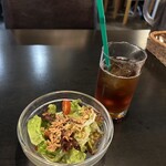 こうき屋 - ランチセットのサラダとアイスティー