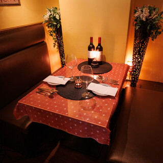 モダンでおしゃれな店内空間！デートや飲み会に♪貸切OK