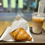 Curly's Croissant TOKYO BAKE STAND - 