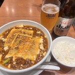 蝋燭屋 - アサヒスーパードライ瓶ビール700円
      焼きチーズ麻婆麺 倍辛1,500円
      ランチサービス半ライス