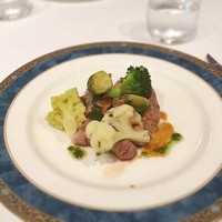レストラン タニ - ナントカのグリエ、ローズマリーのソース
                ローズマリーの香りのバランスが素晴らしかった！
