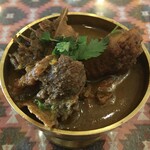 インド料理 パリワル - 骨付きチキンの旨さと、スープの深みが凄い