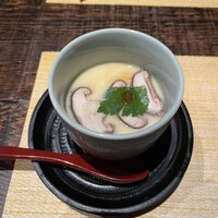 肉匠 とろにく 恵比寿店 -  A5黒毛和牛の茶碗蒸し