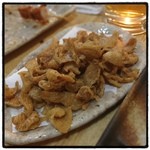 貴舟 - 鶏皮の唐揚げ( ^ω^ )
      好きなんだなー♪(´ε｀ )♡
      コラーゲンもたつぷりっ♪