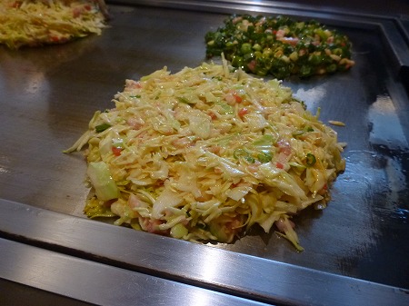神戸 三宮 お好み焼き 源氏 自分でやく豚玉 食べ歩き放浪記