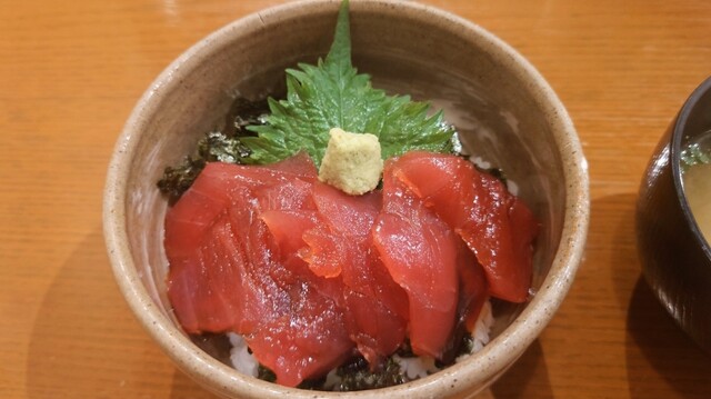 Taraku Unebi Ten photo 3