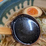 支那そば やまいち - スープ