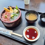 Sushi Douchuu Yajikita - 妻は、食べたかったしらすとサクラ海老の二色盛り丼