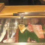 鮨処 音羽別館 - 注目は、1番左のかつおのハラミです！　2014/3月
