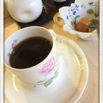 佳緒 - 食後のコーヒー 120円
      2014.3