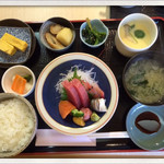 佳緒 - お刺身ランチ980円
      2014.3