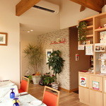 ラレーヌ アリス - 明るい空間