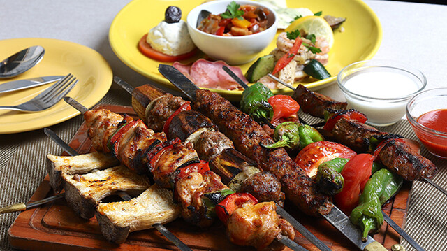 640x640_rect_760b9af92a52ba7a3