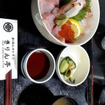 きりん亭 - 特選海鮮丼　1750円