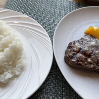 MIDO RESTAURANT PIC NIKA - 