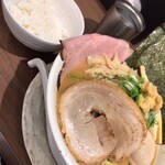 らぁめん 味鶏 - 特製北海道味噌らぁめん＋ライス小！