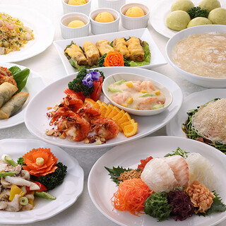 Seasonal course meals and single dishes ◇Enjoy with your eyes and tongue the dishes unique to each season.