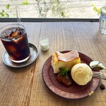 食事と図書 雨風食堂 - アイスコーヒーもおいしい