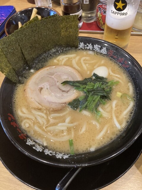 Yokohama Iekei Ramen Yuurakuya Imaike Hirokoji Dori Ten photo 5