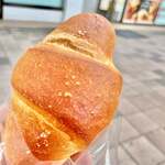 デイリーヤマザキ - 料理写真:塩バターパン