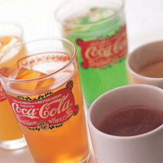 人気のドリンクバーサービスをご利用ください！