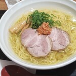 札幌鮭ラーメン麺匠 赤松 - 