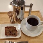 トーコーキッチン - 月曜日のお菓子　手作りブルーベリーシフォンケーキ　＋　紅茶