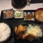 249348934 - からあげ定食