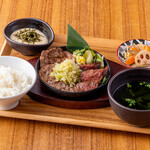 ⑨　ネギ牛たん２種盛り定食