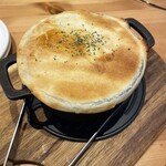 ハワイアンカフェ 魔法のパンケーキ - 溶岩パスタパイ包み