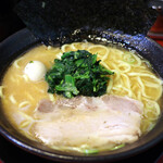 横浜家系ラーメン 貴家 - 豚骨醤油