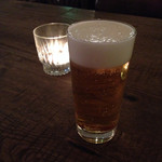 PIZZA SLICE - 生ビール（600円）