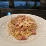 ダコージ - カルボナーラ スパゲッティ
