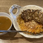 ボンベイ・インディアン・ダイニング - ビリヤニのチキン乗せ  1490円税込