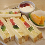 fruit cafe Saita!Saita! - フルーツサンド