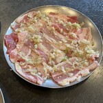 味ん味ん 日野店 - 豚カルビ1人前