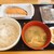 すき家 - 料理写真:鮭定食 ごはんミニ 540円
