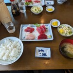 しぶき亭 - まぐろ刺身定食。