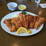 しぶき亭 - まぐろかつ。これはご飯が進むやつ。