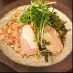 辛部 - のりかつおつけ麺 普通盛り
700円