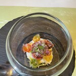 オーセンティック リビング ブッチャー エヌワイシー 福岡警固 - 真ん中はお肉です