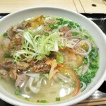 ZiOフォー ベトナム料理 - 牛すじトマトフォー