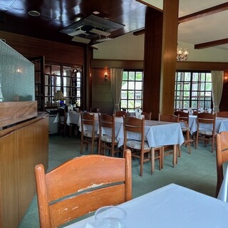 レストラン モントレー_2