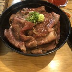 博多炊き餃子　池ぽん - 