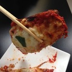 和伊の皿 美倭 - アップな熱々ピザ