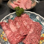 焼肉 ほうび - 